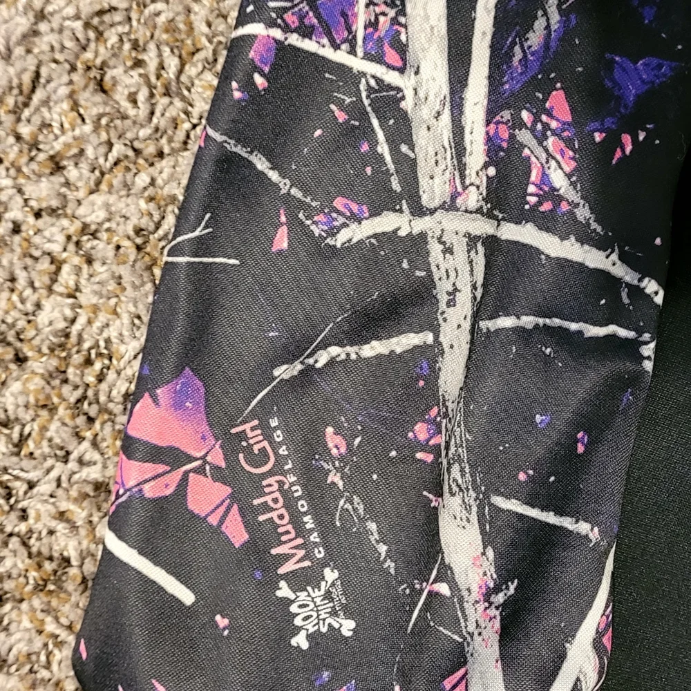 COPY - Muddy Girl Hoodie - Picture 2 of 3